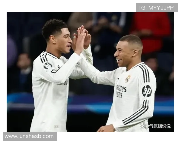 足球场上的全能王者:一位球星如何在多个位置上统治比赛 足球场上的全能王者:一位球星如何在多个位置上统治比赛